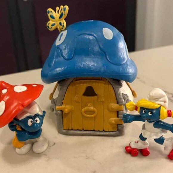 *Rare Vintage Schleich Smurf Mushroom Cottage House & Figurines - Picture 2 of 10